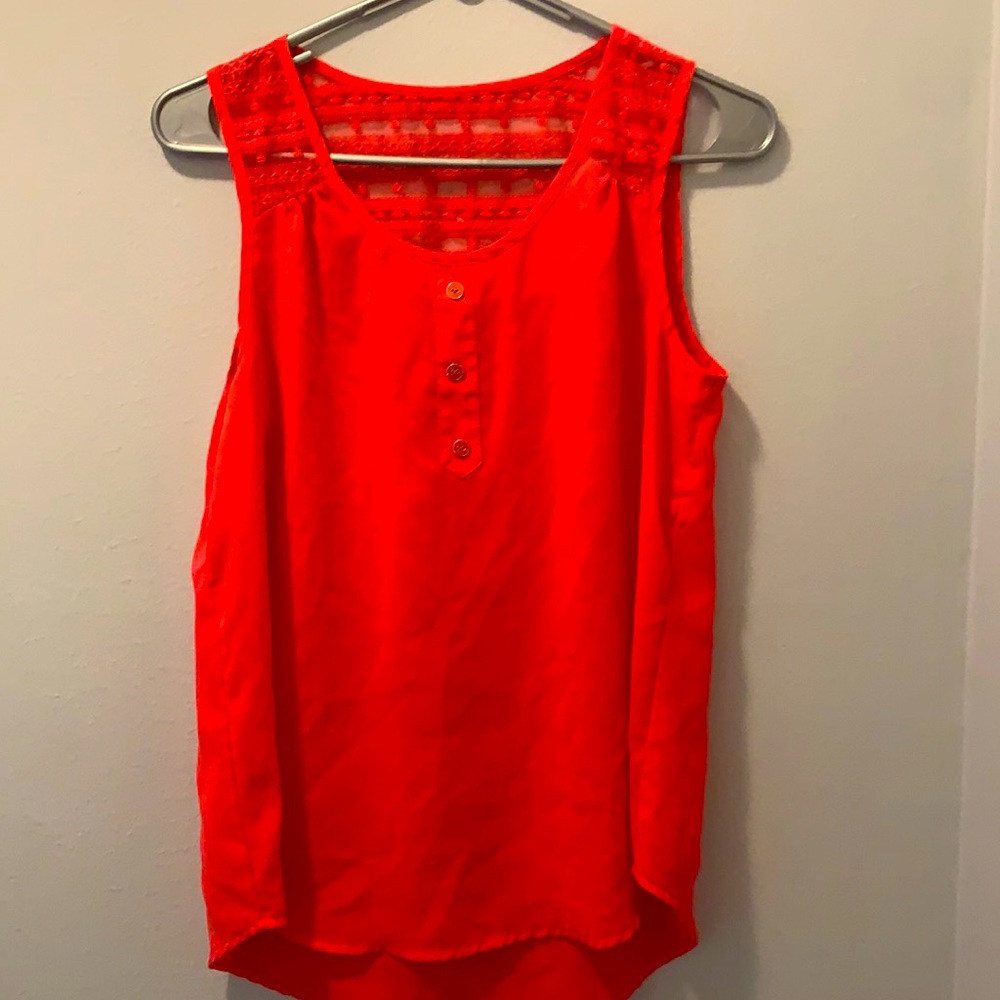 MINE brand, transparent pink no-sleeve blouse with three buttons and lace back